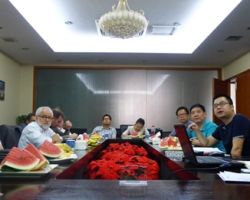 国际被动式房屋设计大师荣恩教授一行莅临我公司洽谈合作