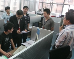 住房与城乡建设部土木工程专业本科教育评估专家组到我院考察教学科研工作