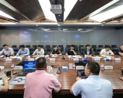 青海省央地国企考察团一行来我集团考察交流