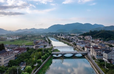 黄湖镇小城镇环境综合整治